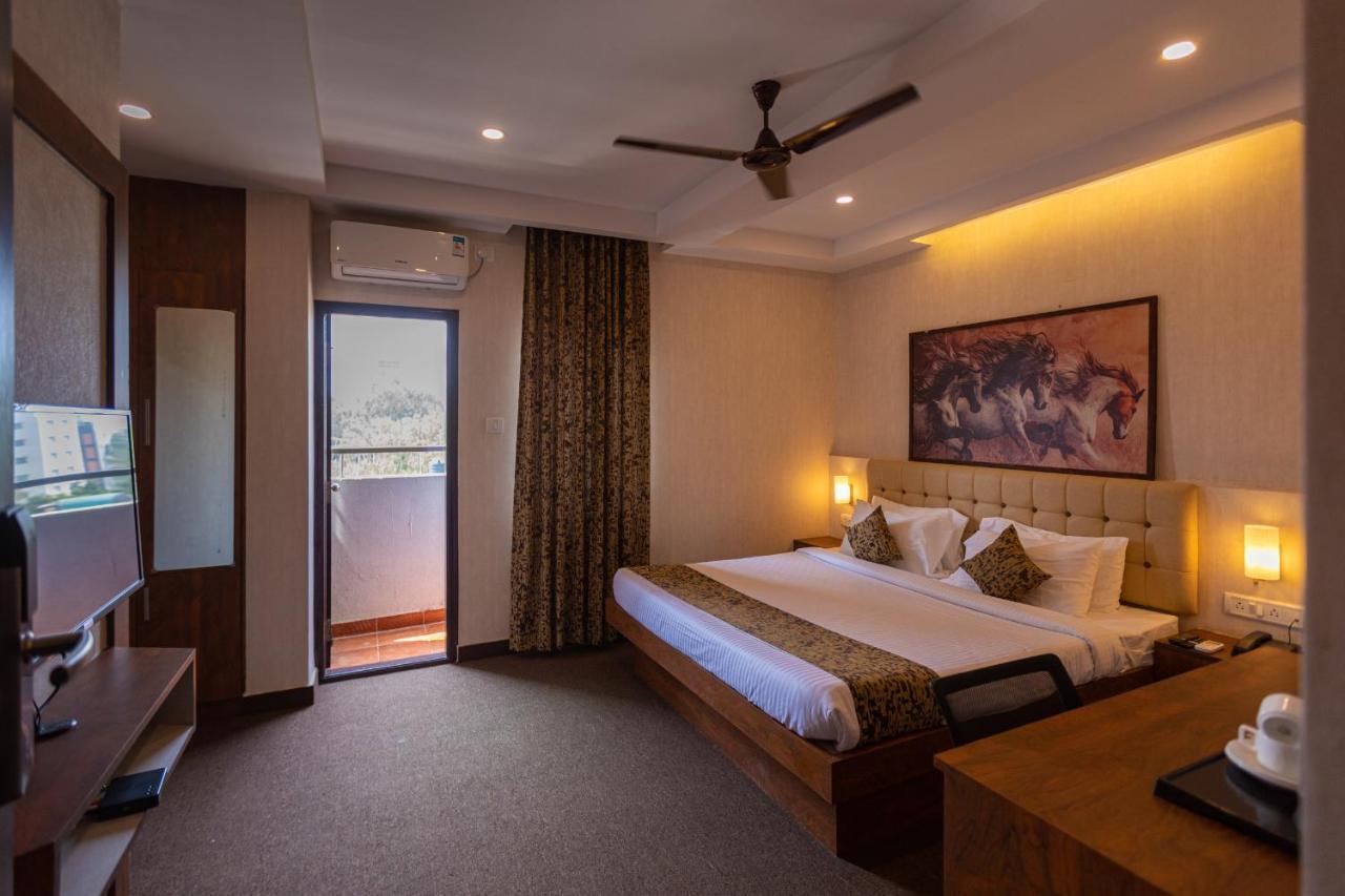 Vera By Bisque Brookefield Bangalore Exterior photo